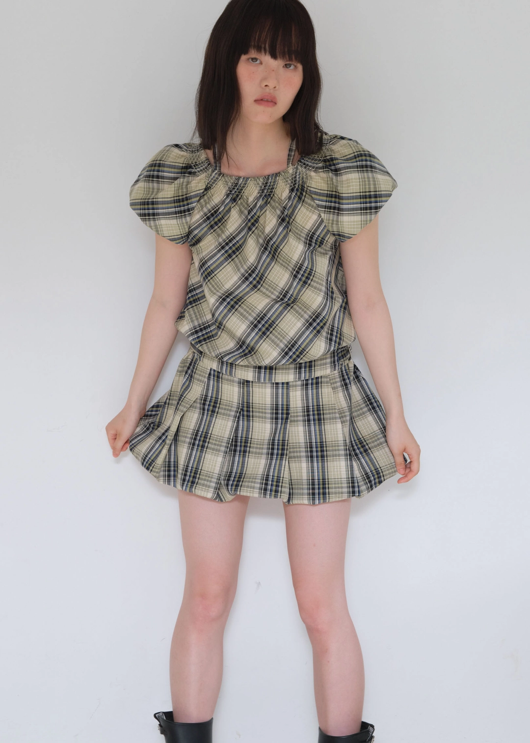 온무드 ROCSY BUCKLE BALLON MINI DRESS - CHECK 상품 이미지 2