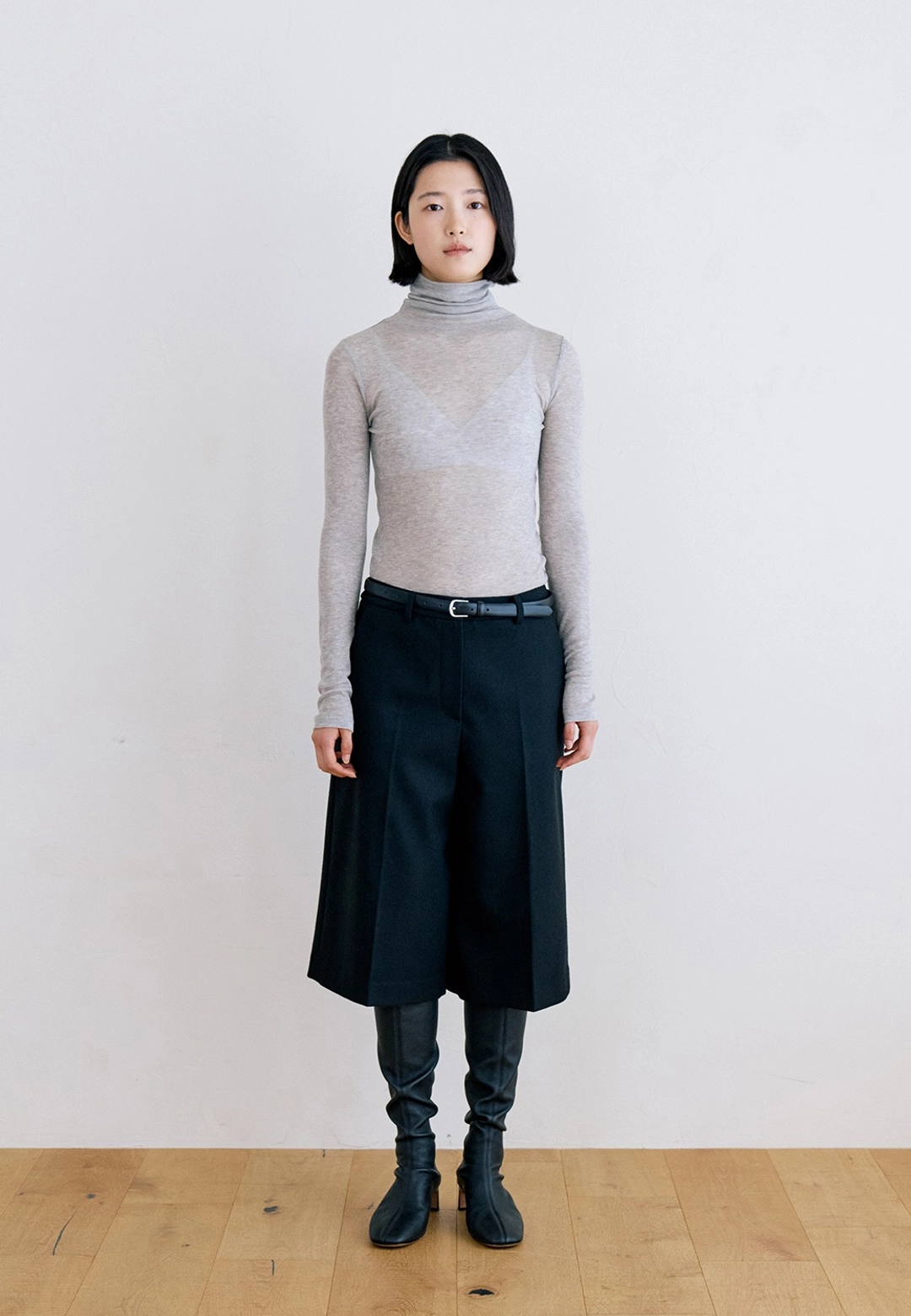 노티아 WOOL BERMUDA STANDARD FIT PANTS - BLACK 상품 이미지 1