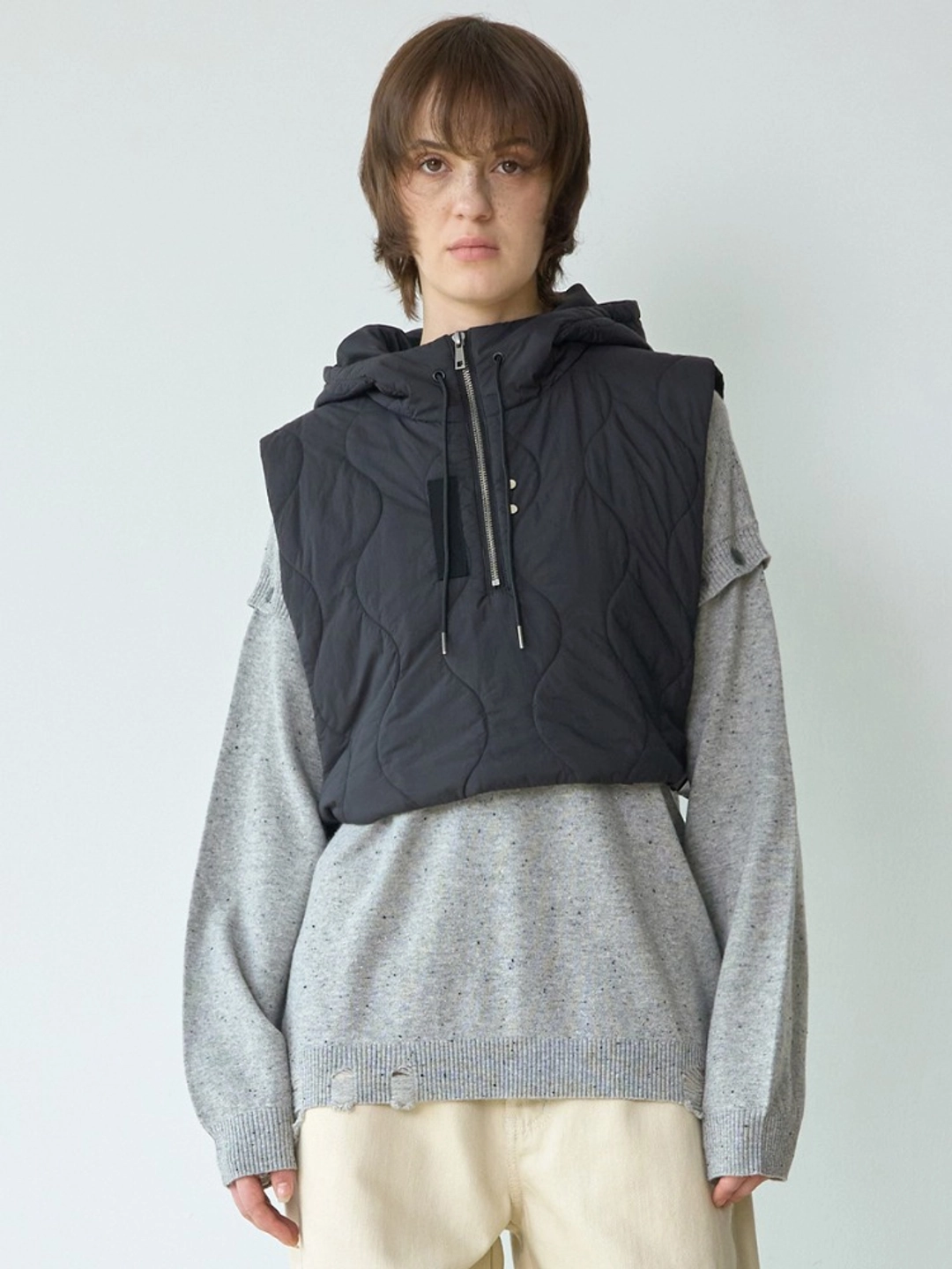 밀로 우먼 Puff Hoodie Vest [Black] 상품 이미지 2