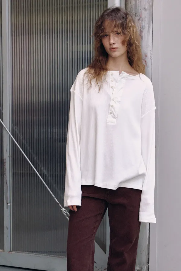 henly neck tee - ivory