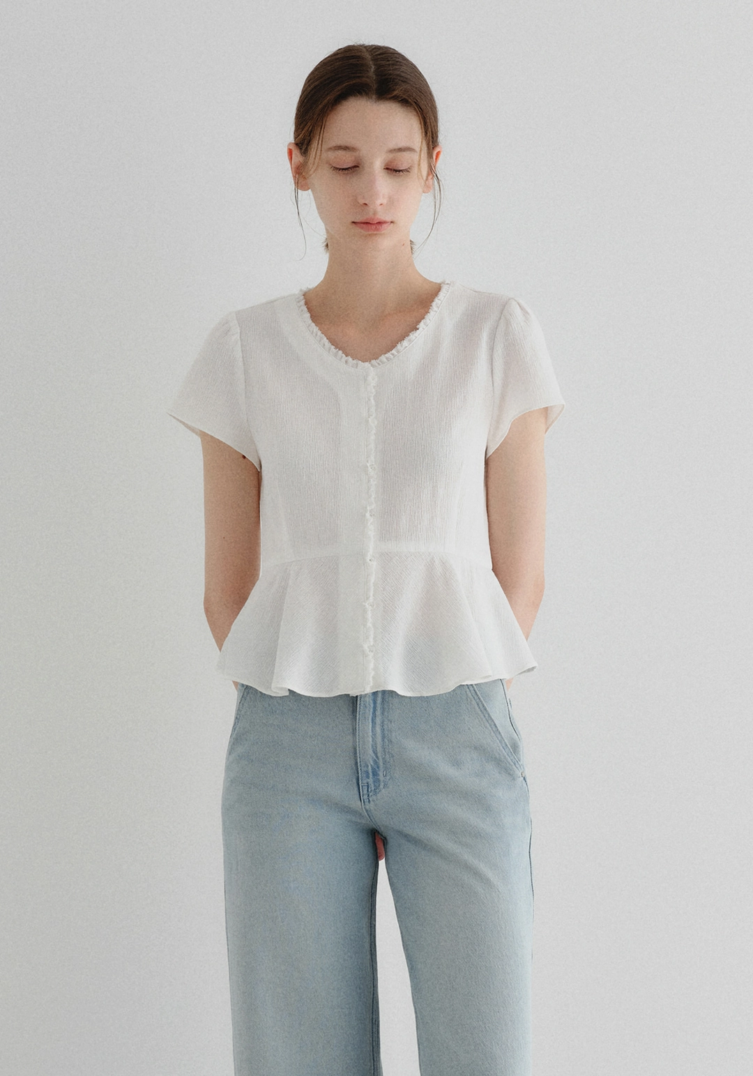 엘로주 Flow Frill Blouse 상품 이미지 1