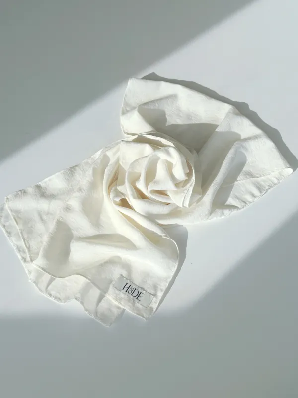 Jacquard scarf (Ivory)