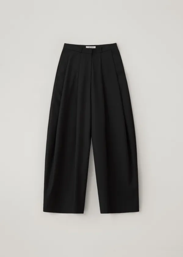Foldaway curved trousers (black)