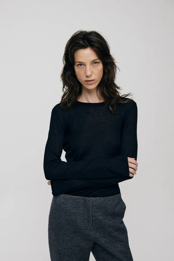 Ostia Long Sleeve Tee (Black)