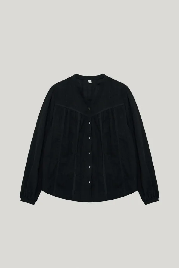 pure lace punching blouse_black