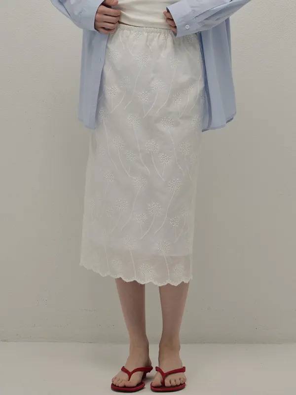 (퀸지 pick) Scallop lace skirt - White