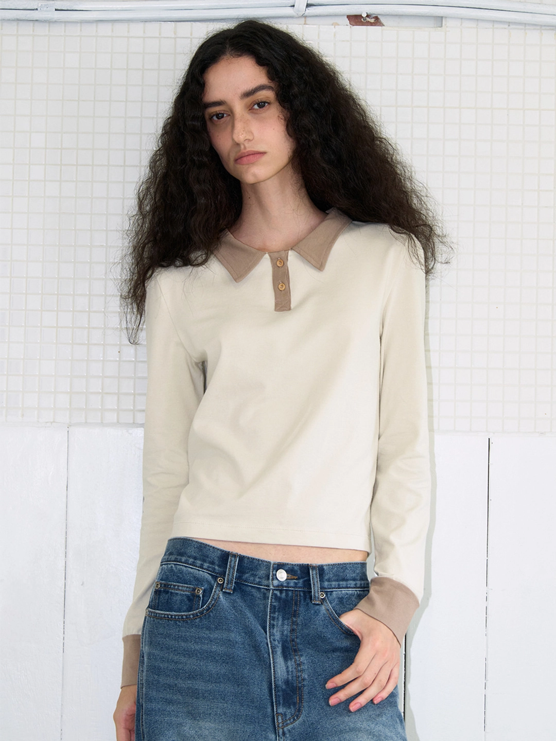 밀로 우먼 Soft Callar T-Shirt [Beige] 상품 이미지 1