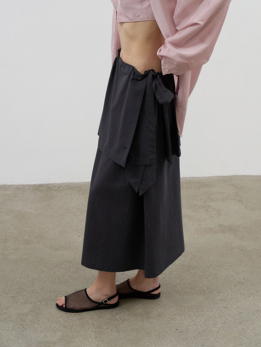 포에토 JAMBON LAYERED SKIRT - CHARCOAL 상품 이미지 2
