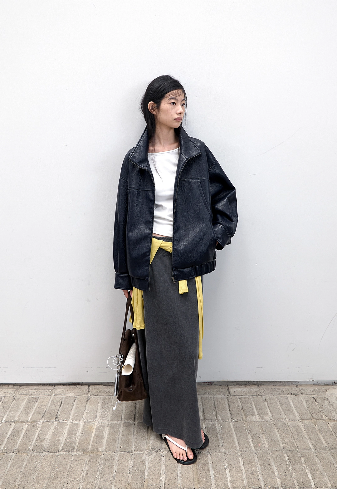 아뜰리에 나인 (JP-609)LEATHER HIGH NECK OVERSIZED JUMPER 상품 이미지 3