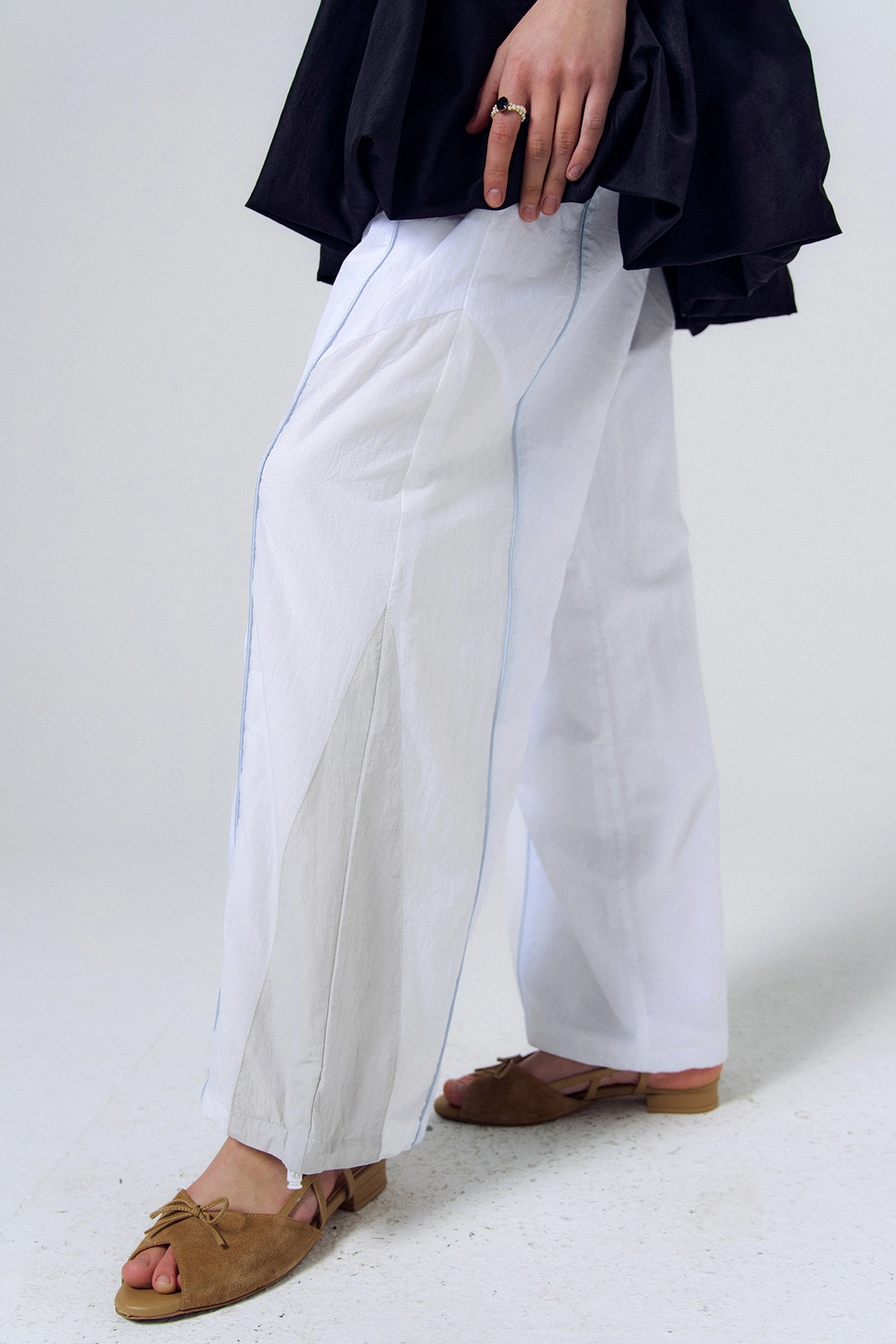 포지프레클즈 Archive Track Pants_Off White 상품 이미지 1