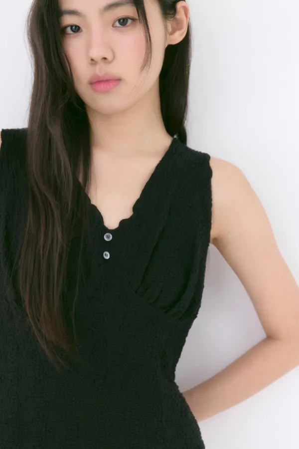 POMPY SLEEVELESS (3color)