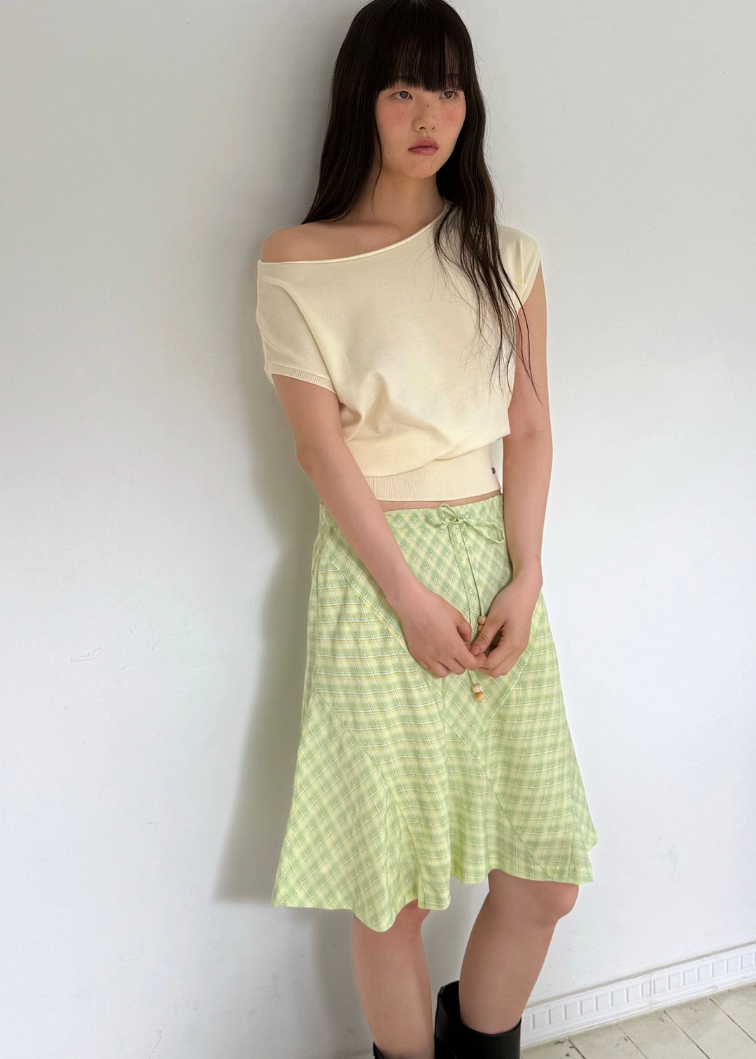 온무드 VENICE CHECK MIDI SKIRT - MELON GREEN 상품 이미지 2