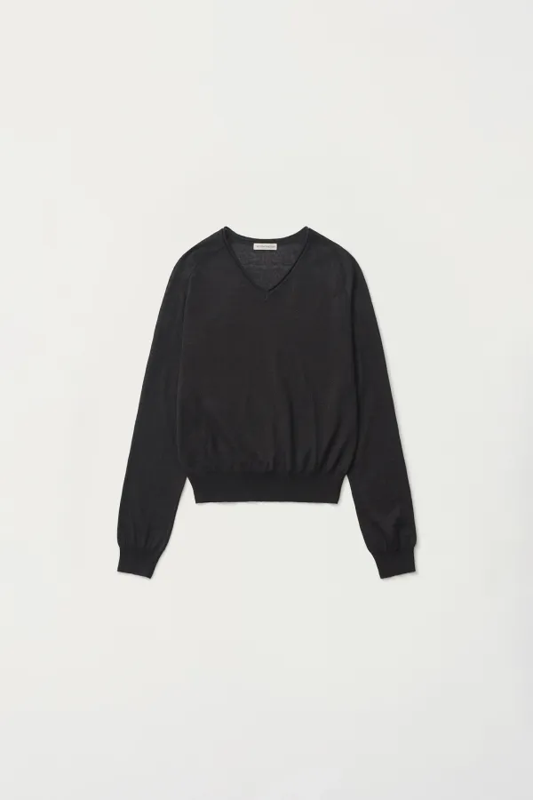 Sane v-neck pullover (Shadow charcoal)