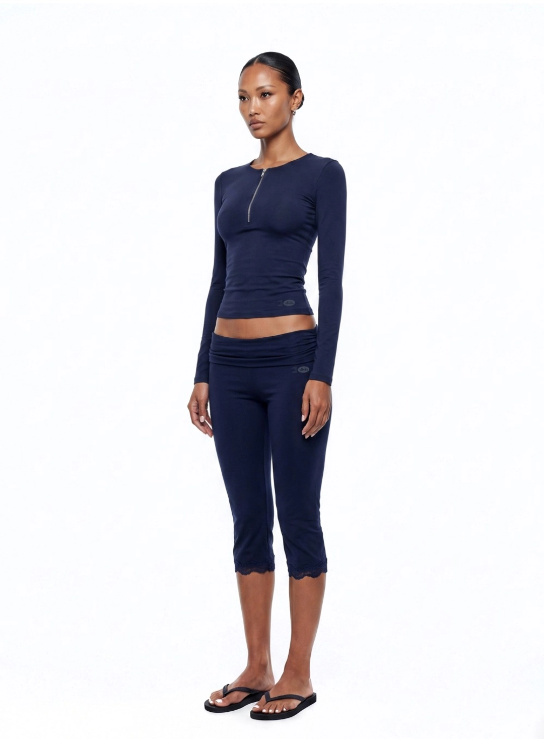 배드블러드 [w-srt26-036] Everyday Lace Capri Pants -  Navy 상품 이미지 2