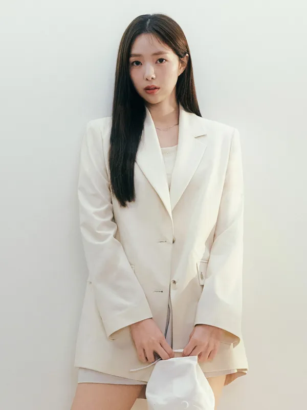 [채수빈 착용]텐셀 루즈핏 사선 절개 싱글 자켓_CREAM