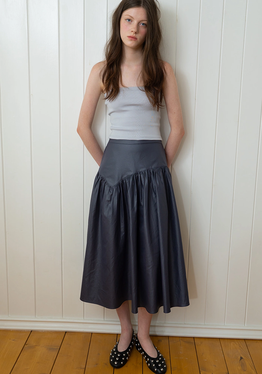 이브세이지 [1차 리오더] Glossy shirring skirt (Charcoal) 상품 이미지 2