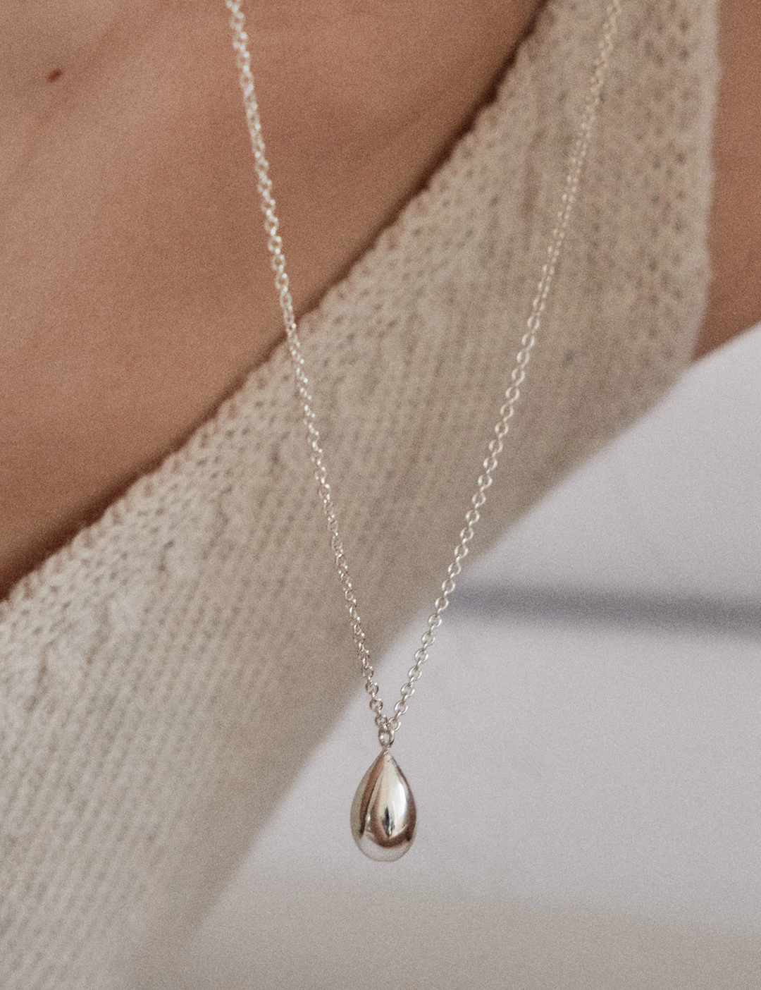 에뜨리브 Teardrop Necklace 상품 이미지 2