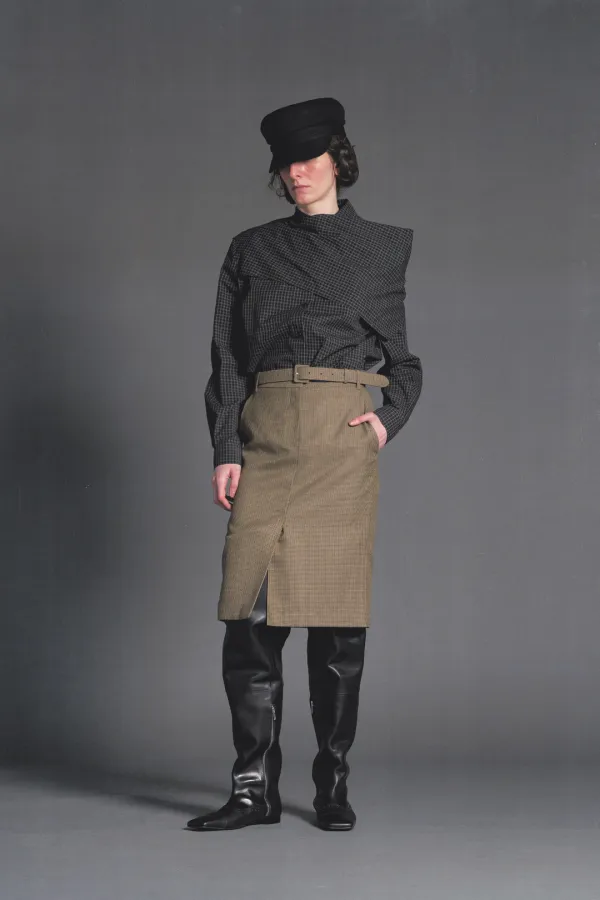 PF26 BROWN CHECK BELTED H-LINE SKIRT