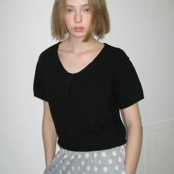 KNOT V NECK SHORT SLEEVE KNIT BLACK
