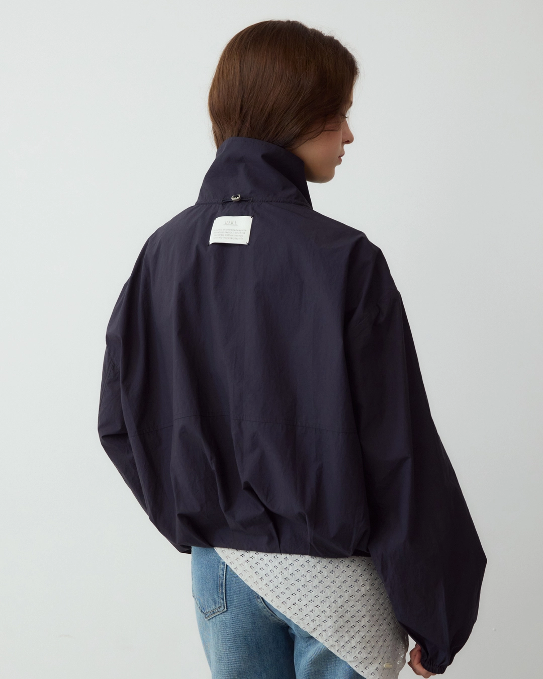 어다울 Label point pintuck blouson - navy 상품 이미지 3
