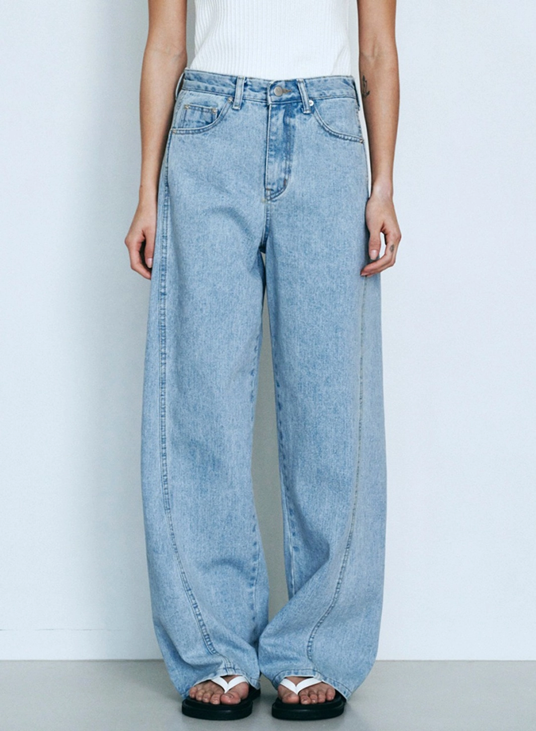 로에일 [니브] Line Point Vintage Washing Wide Denim Pants (Light Blue) 상품 이미지 1