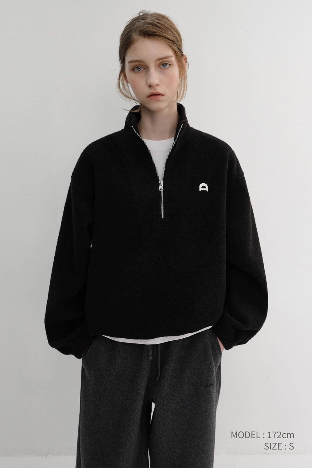 던스트 UNISEX HALF ZIP-UP FLEECE SWEATSHIRT BLACK_UDJU6D136BK 상품 이미지 1