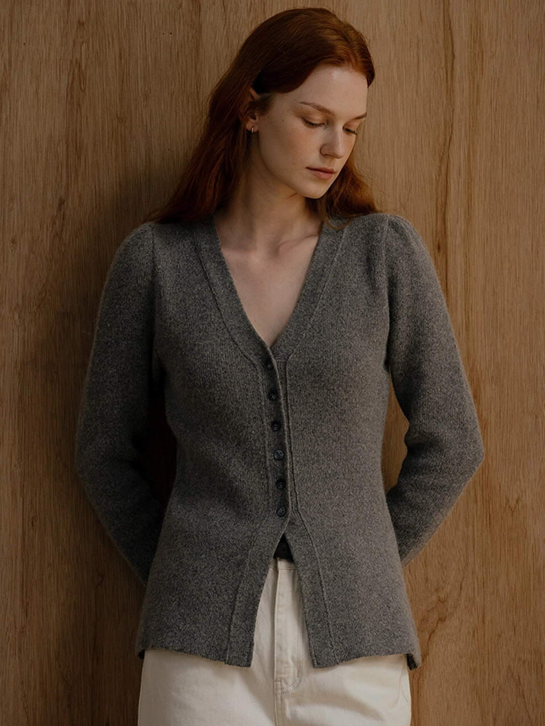 노운베러 Volume sleeve V-neck knit cardigan [KNFW03CD04]_Gray 상품 이미지 2