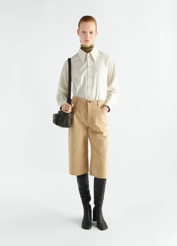 FIVE-POCKET BERMUDA SHORTS IN HEAVY GARMENT-DYED BROKEN TWILL