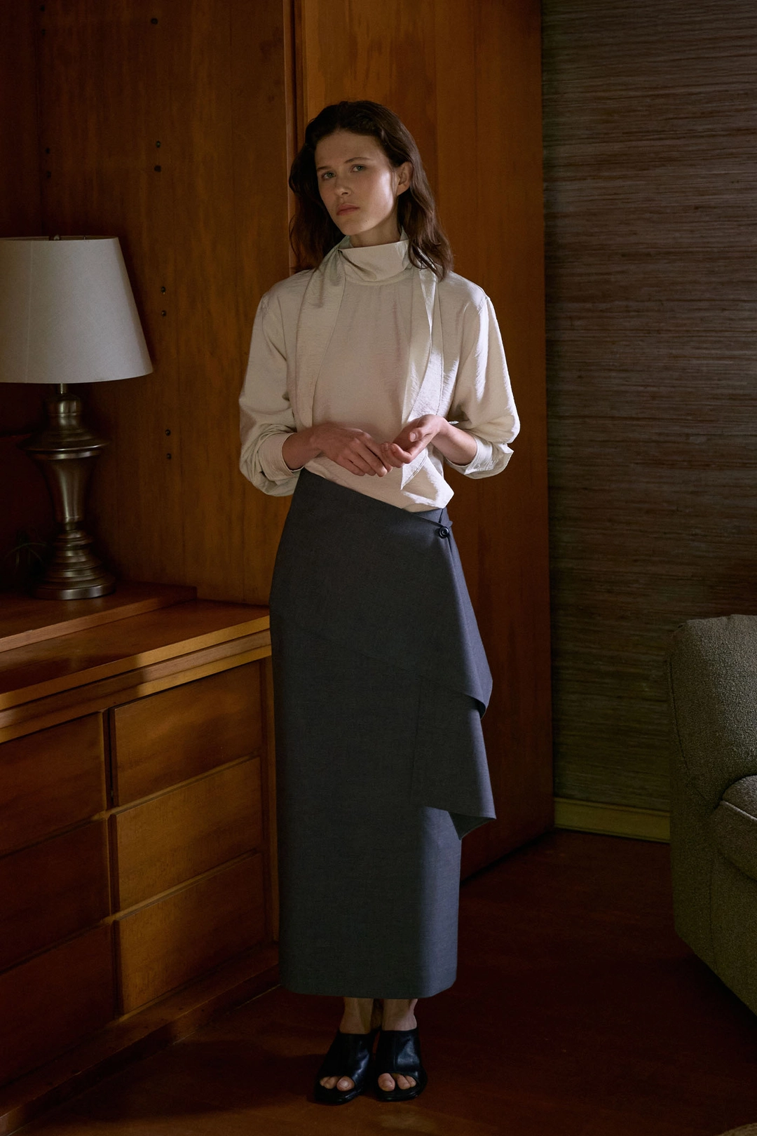 라메레이 [2차 리오더]Drape Wrap Maxi Skirt[LMBFAUSK423]-Charcoal Melange[M사이즈 9/22 예약배송] 상품 이미지 1