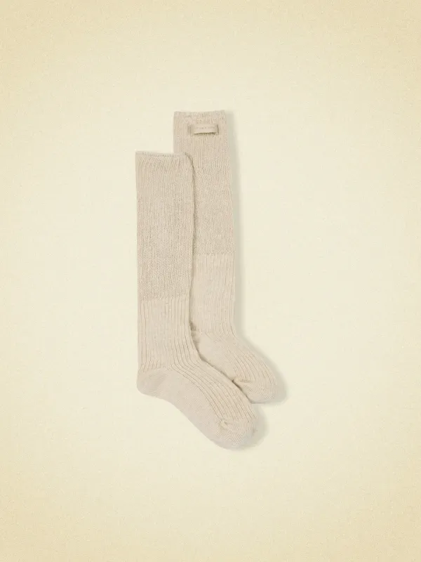 snug socks