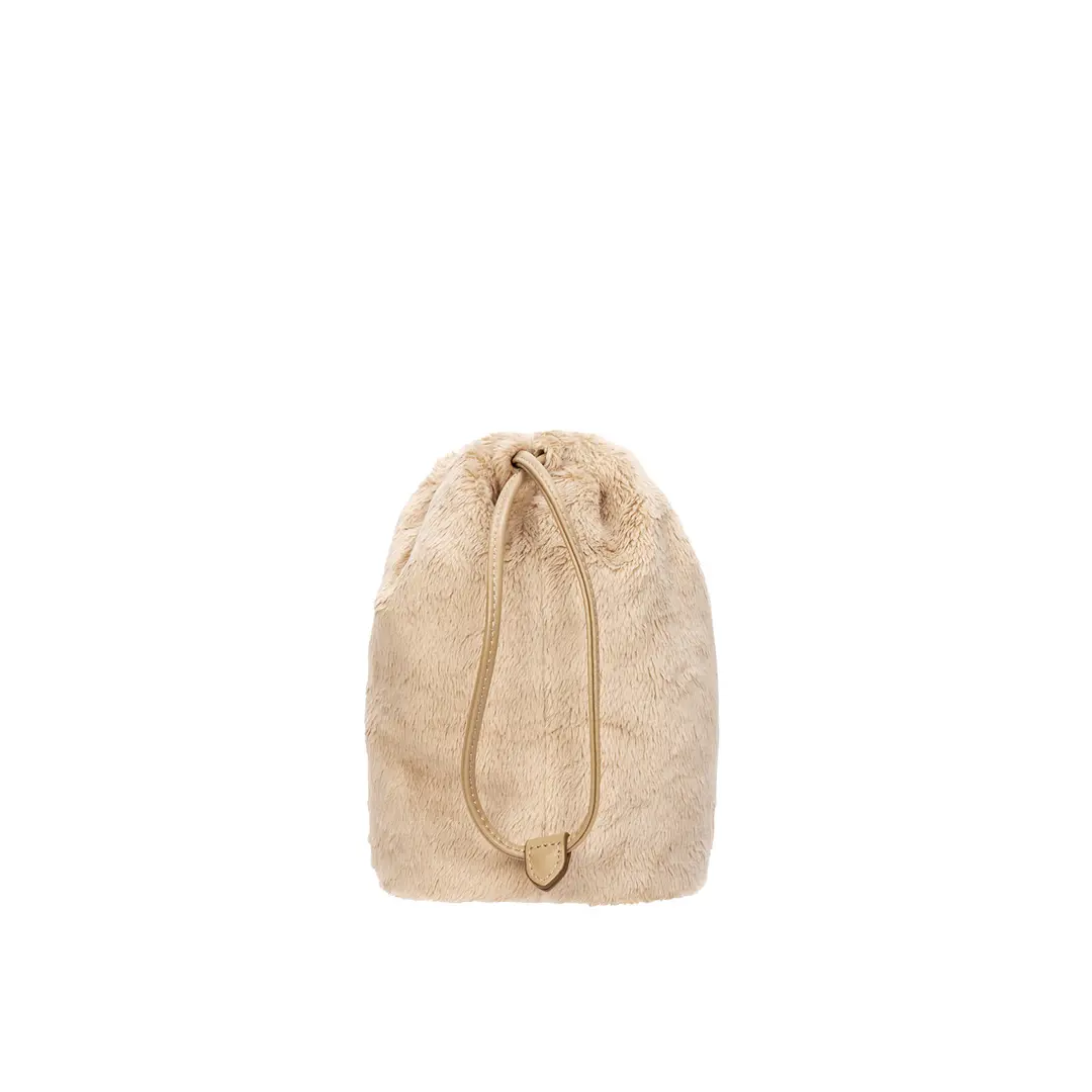 분크 [아울렛] Perfec Drawstring Fur Pouch (퍼펙 드로우 스트링 퍼 파우치) Beige 상품 이미지 2
