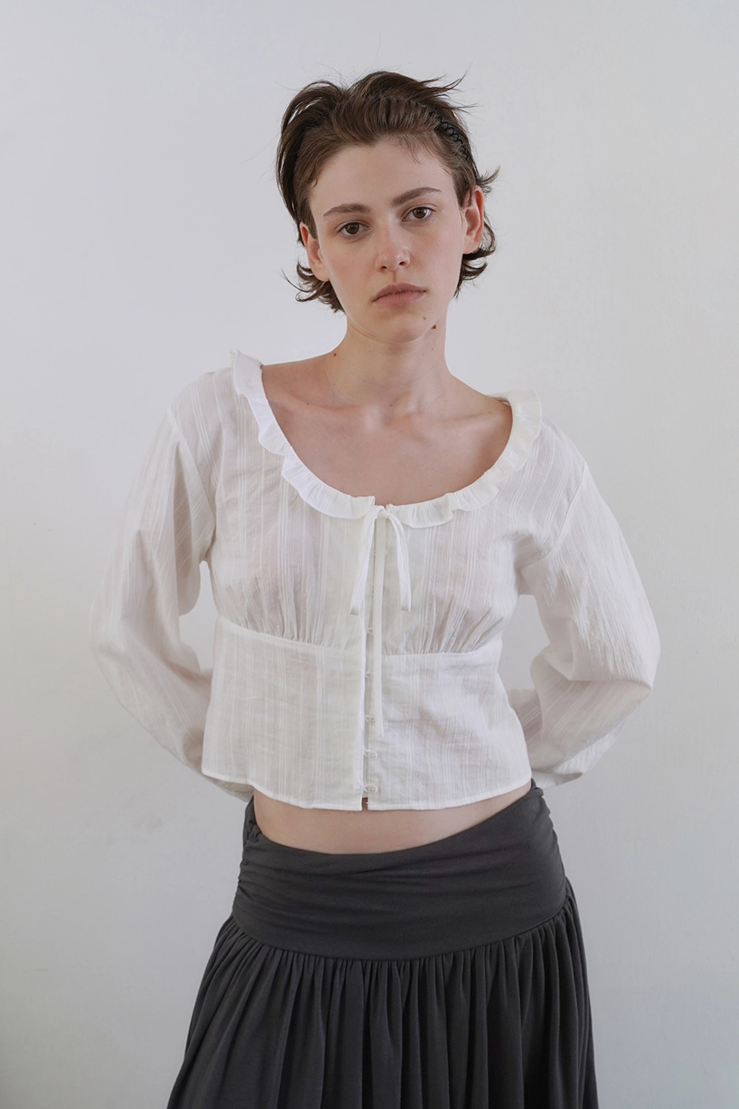 위드아웃썸머 Butter frill blouse_ivory 상품 이미지 1