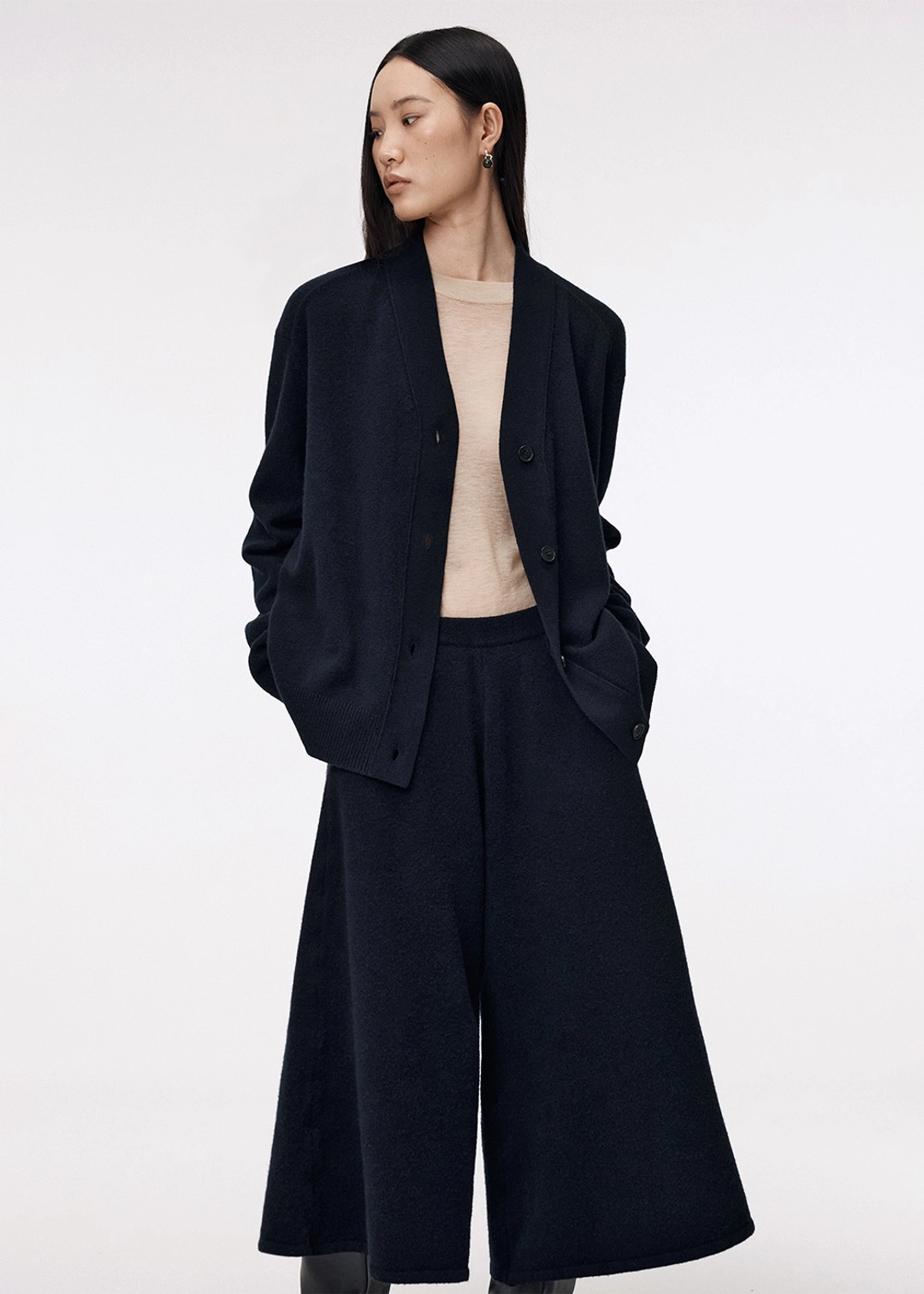 우마뭉 Wool cashmere flared pants_Deep sea 상품 이미지 2