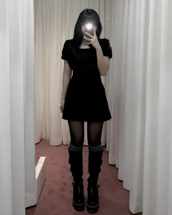 @202_everything Dandelion dress (Black)