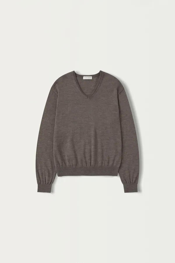 Charlotte v-neck pullover (Mocha gray)