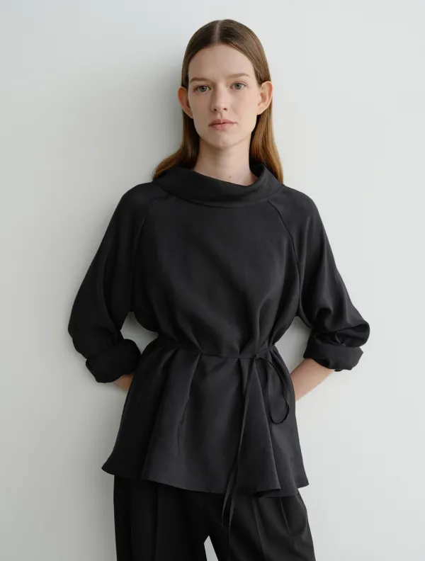 Lia Flare Blouse (Black)