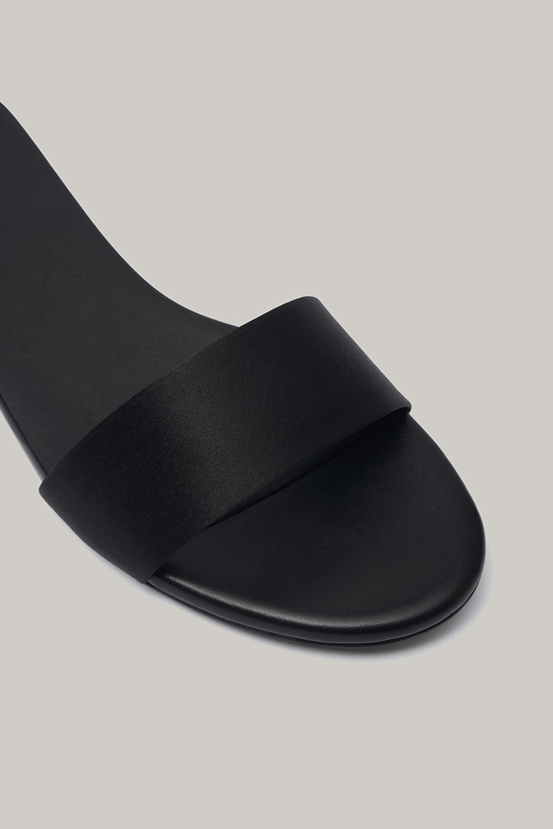 샵엠 Sena Satin Slides 상품 이미지 3