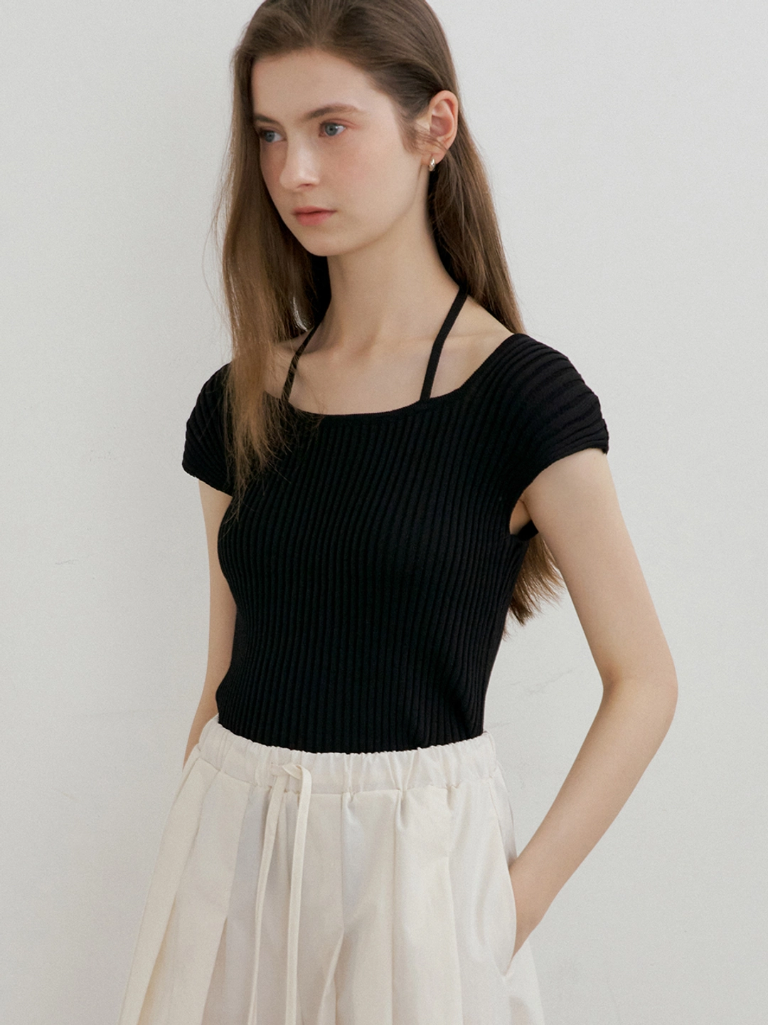 아워코모스 comos 1472 boat-neck ribbed kint (black) 상품 이미지 2