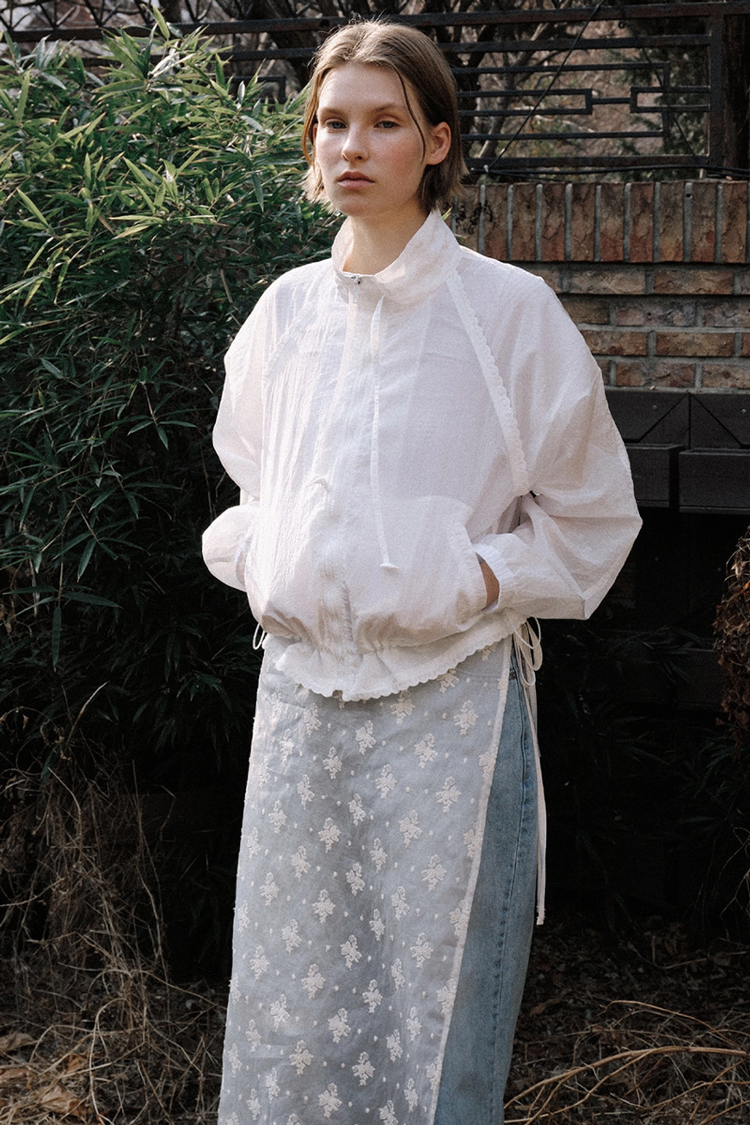 루시르주 Sheer Lace Tape Jumper (ivory) 상품 이미지 1