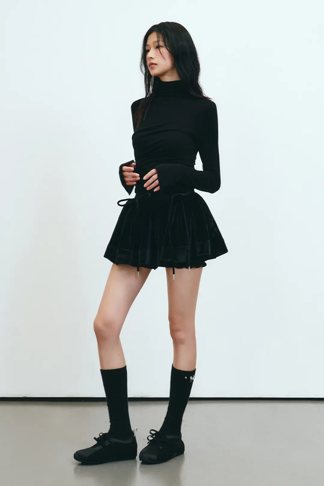 더티스 [Atelier Exclusive] BANDDING VELVET RIBBON SKIRT (BLACK) 상품 이미지 2