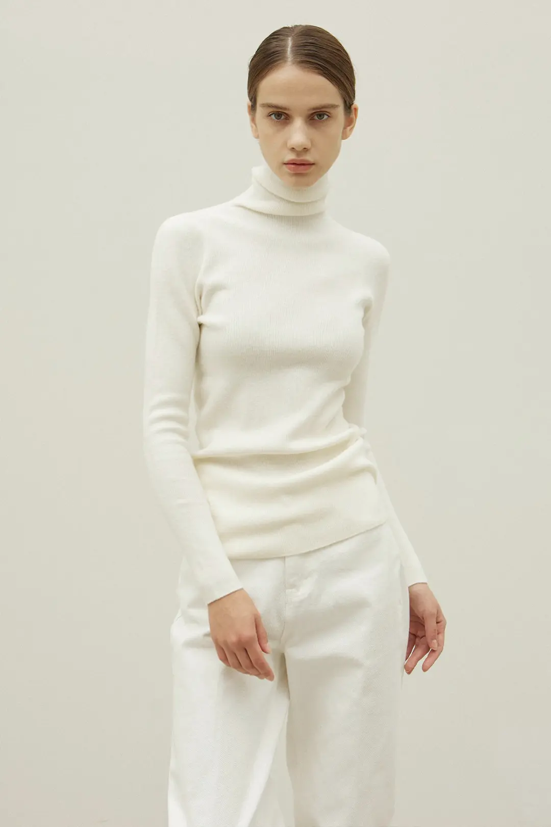 오브오브 Essential turtleneck wool knit top_ivory 상품 이미지 2