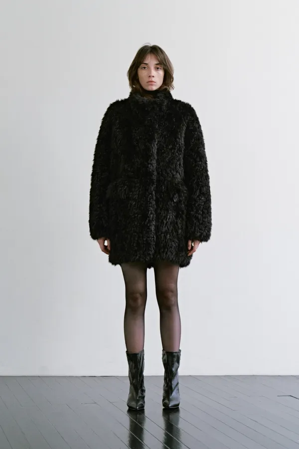 Essential Fur Half Coat [ Black ]