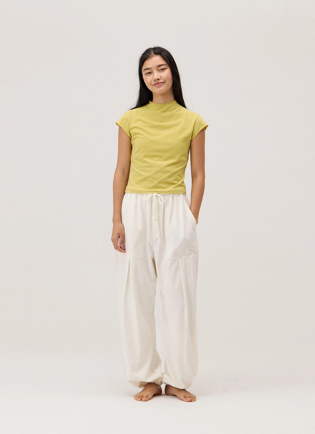 부디무드라 High neck cap sleeve_Golden Green 상품 이미지 1