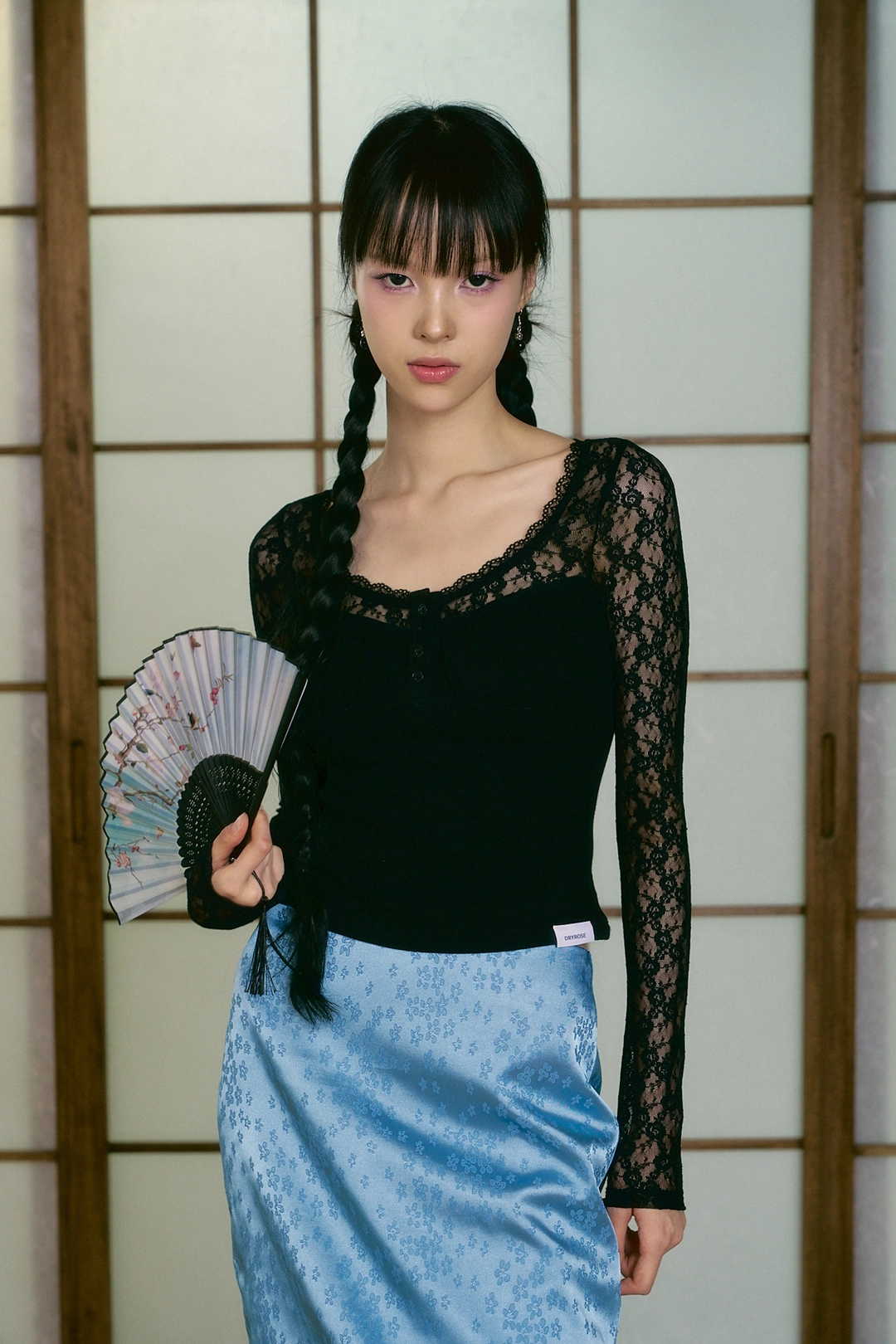 드라이로즈 SHELL LACE BUTTON TOP (BK) 상품 이미지 1