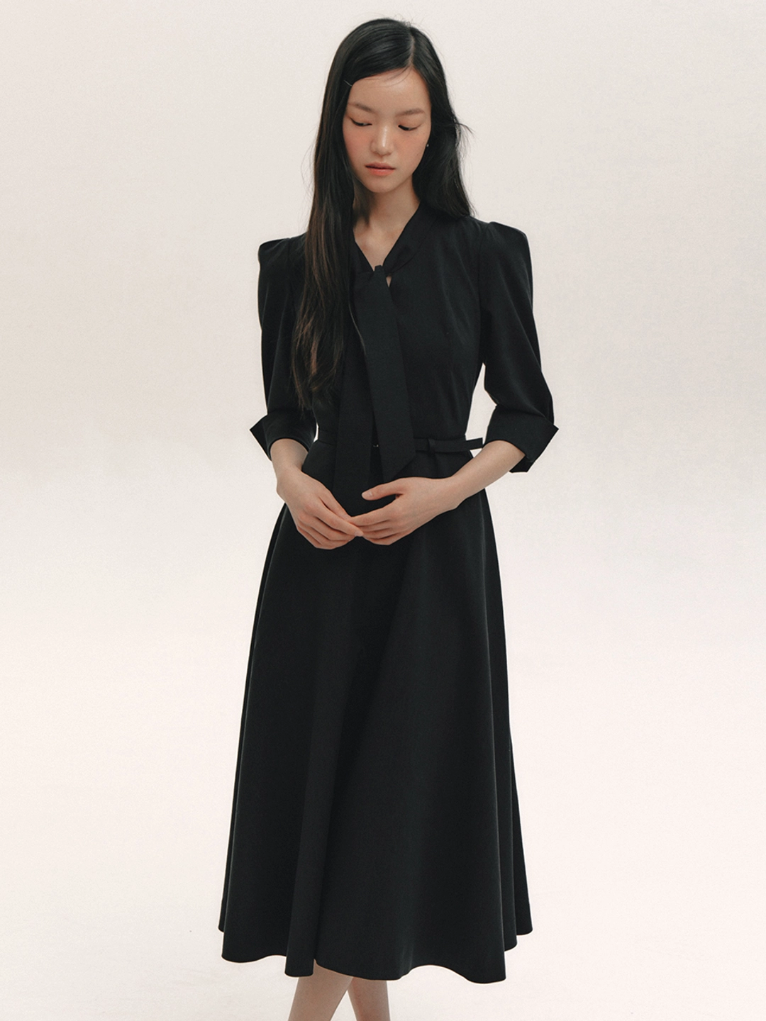플로움 Classic Scarf Dress 상품 이미지 1