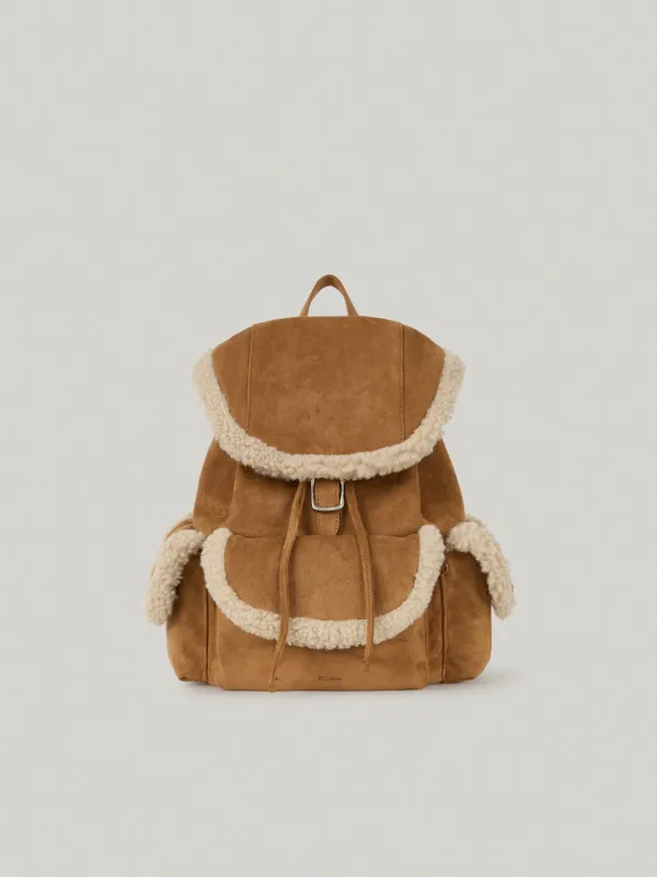 Talvi Shealing Backpack - Camel탈비 시어링 백팩