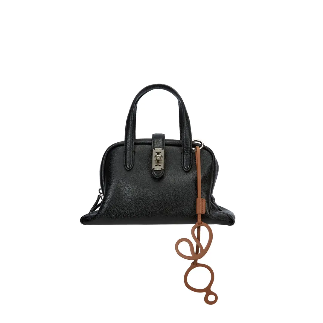 분크 [아울렛] VQ Silhouette Charm (VQ 실루엣 참) Camel 상품 이미지 2