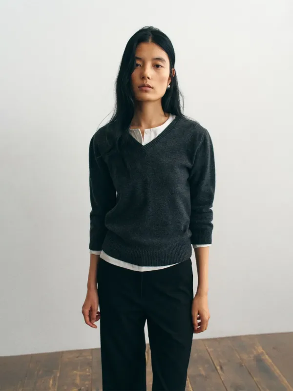 [2nd 예약배송/ 9월 30일] Mona Wool V-Neck Knit_Charcoal