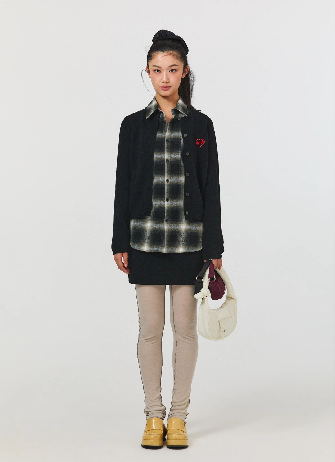 이미스 (W) HEART KNIT CARDIGAN-BLACK 상품 이미지 2