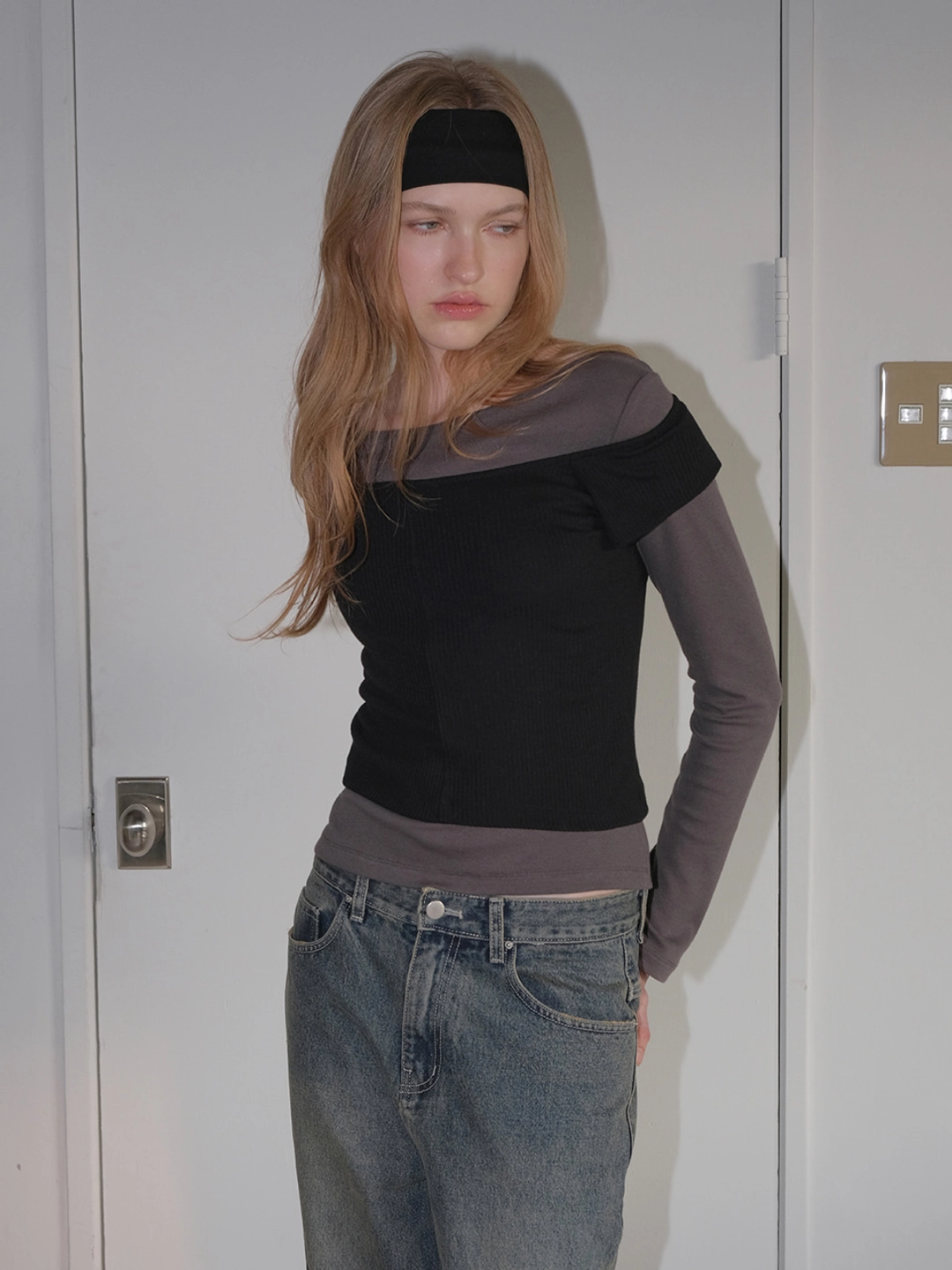 에트몽 Off-Shoulder Layered T-Shirt SET, Grey_Bk 상품 이미지 2